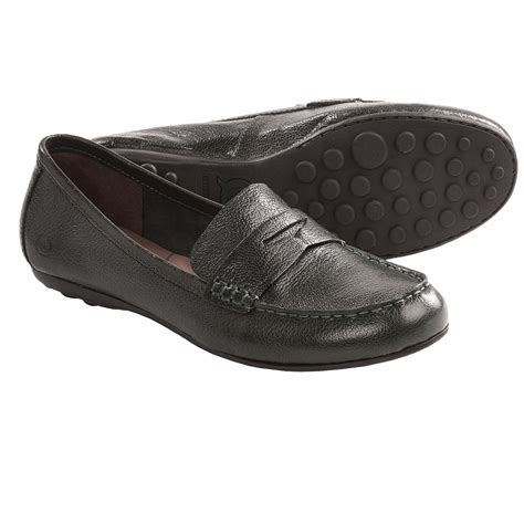 This versatile loafer is crafted from supple leather with a cushioned footbed. It's perfect for workwear, travel, and everything in between. Full-grain, ...